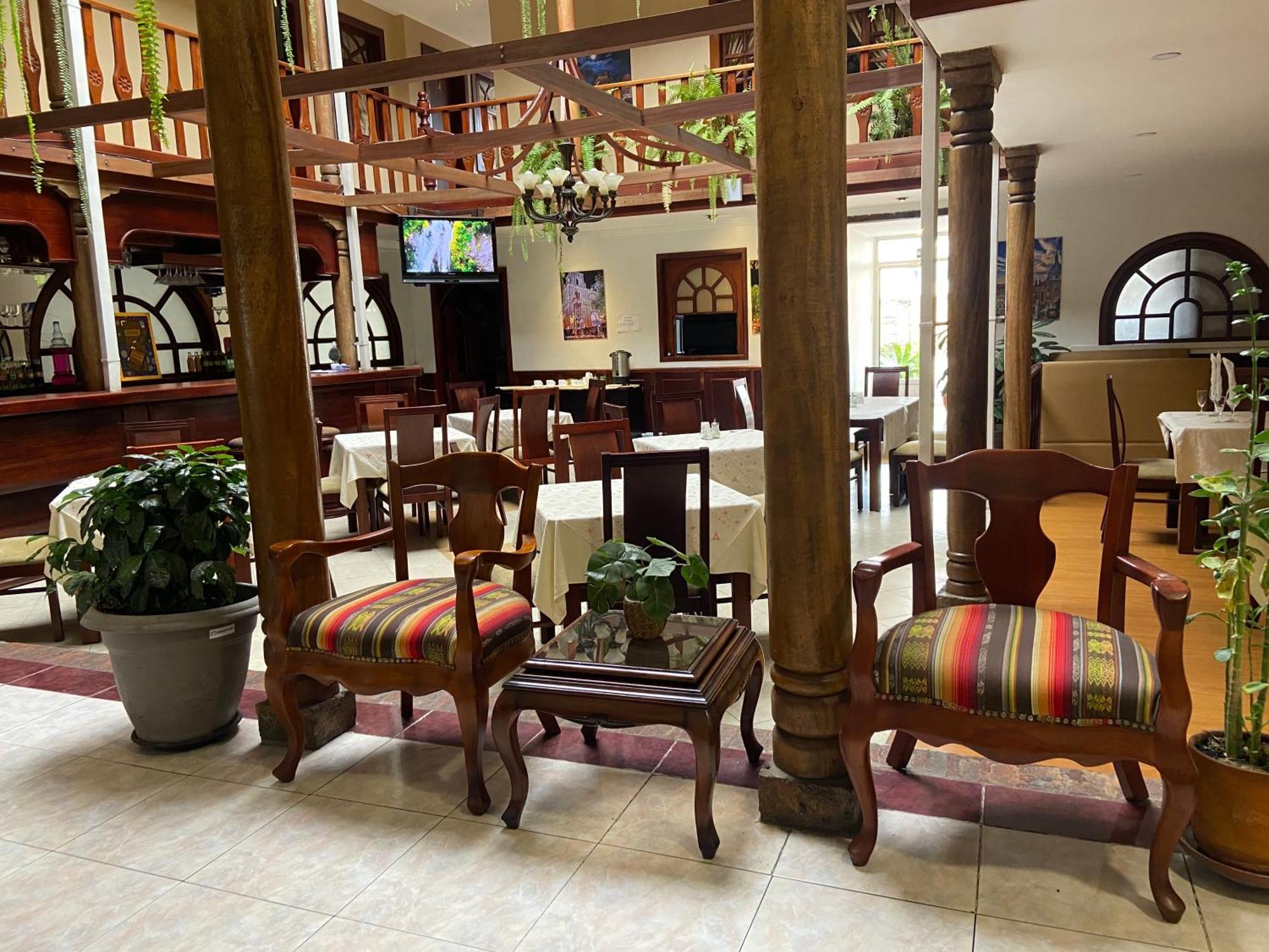 Hotel Coronel Cuenca Exterior photo