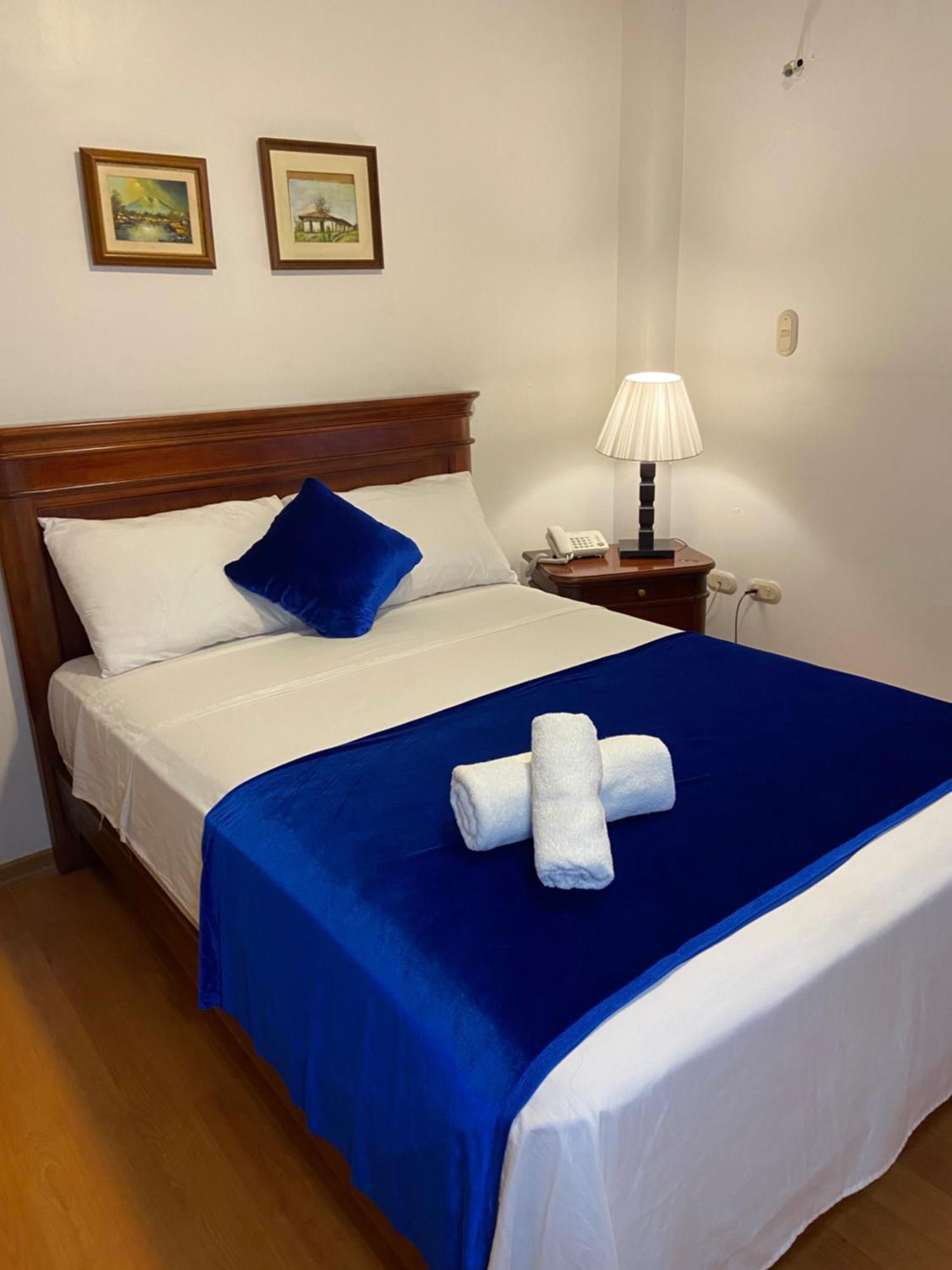 Hotel Coronel Cuenca Exterior photo